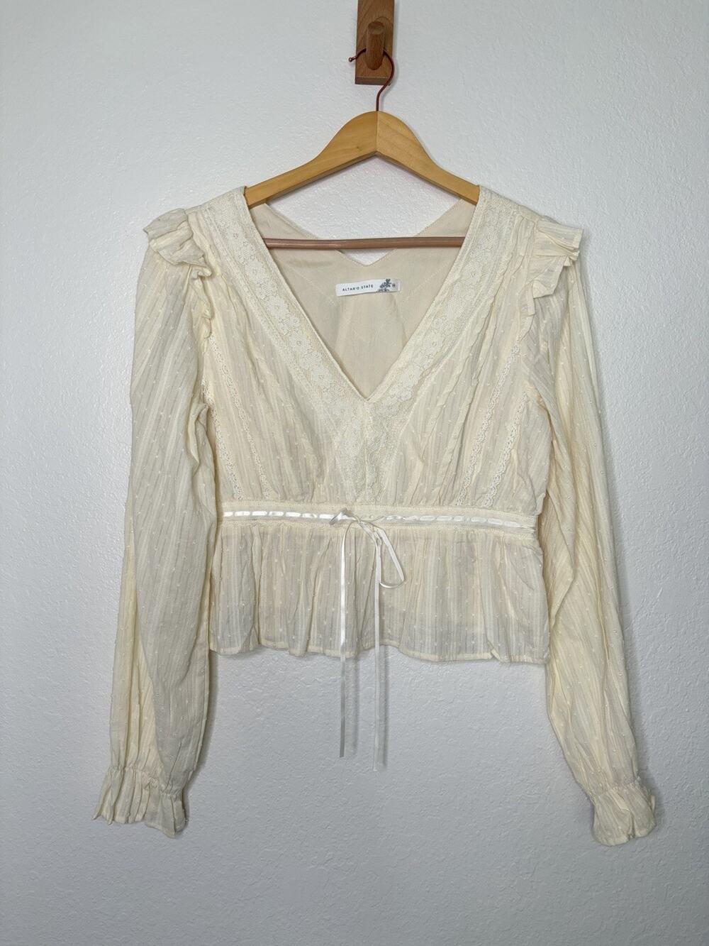 Altar’d State Peplum Lace Trim Cream Blouse Size Medium Cottagecore Romantic